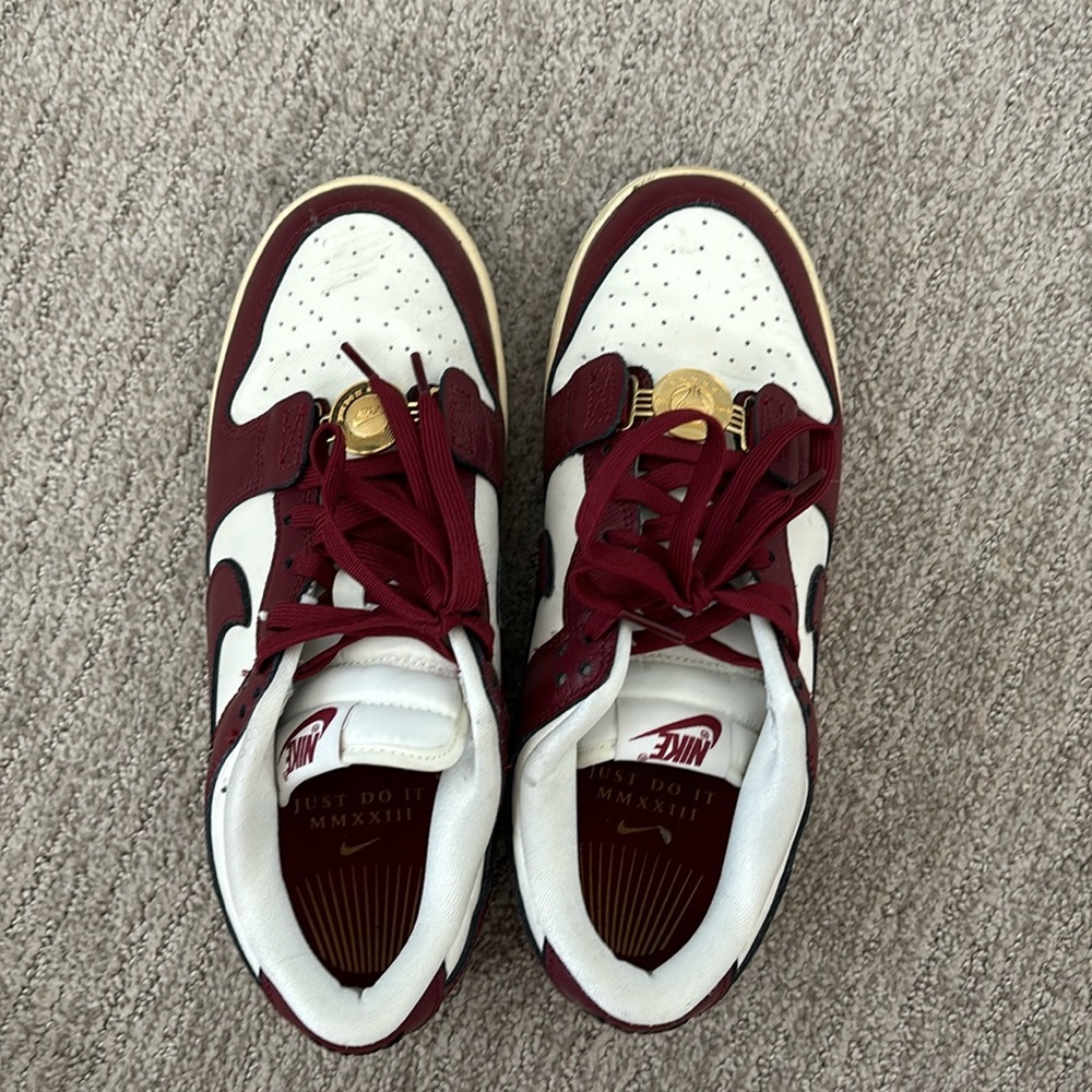 Nike low dunk